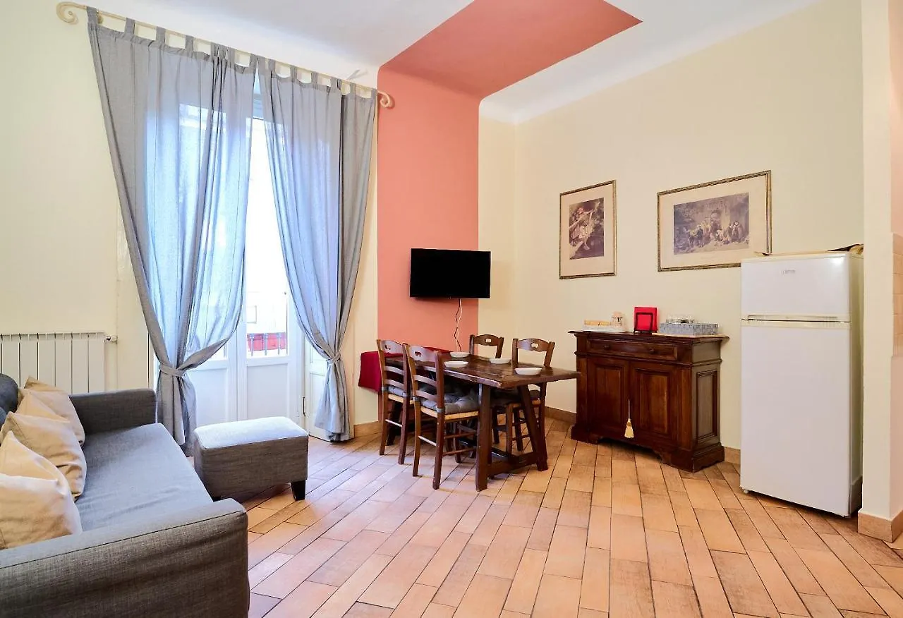 Xenia Apartments - Elegant Flat In The Center Of Milan